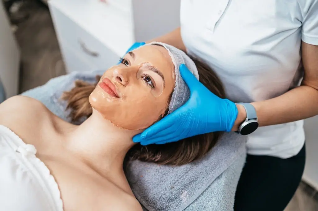 MAINTAINING HEALTHY SKIN AFTER VI PEEL TIPS FOR PROLONGED BENEFITS