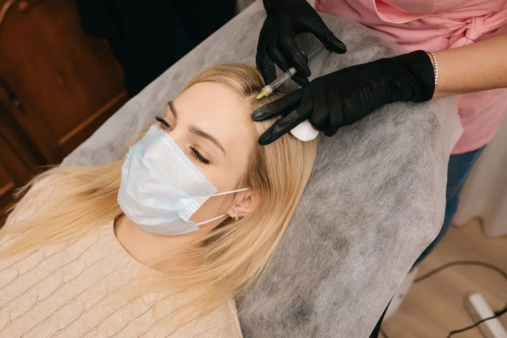 PRP Hair Restoration for Men vs. Women Tailoring Treatments to Gender-Specific Needs
